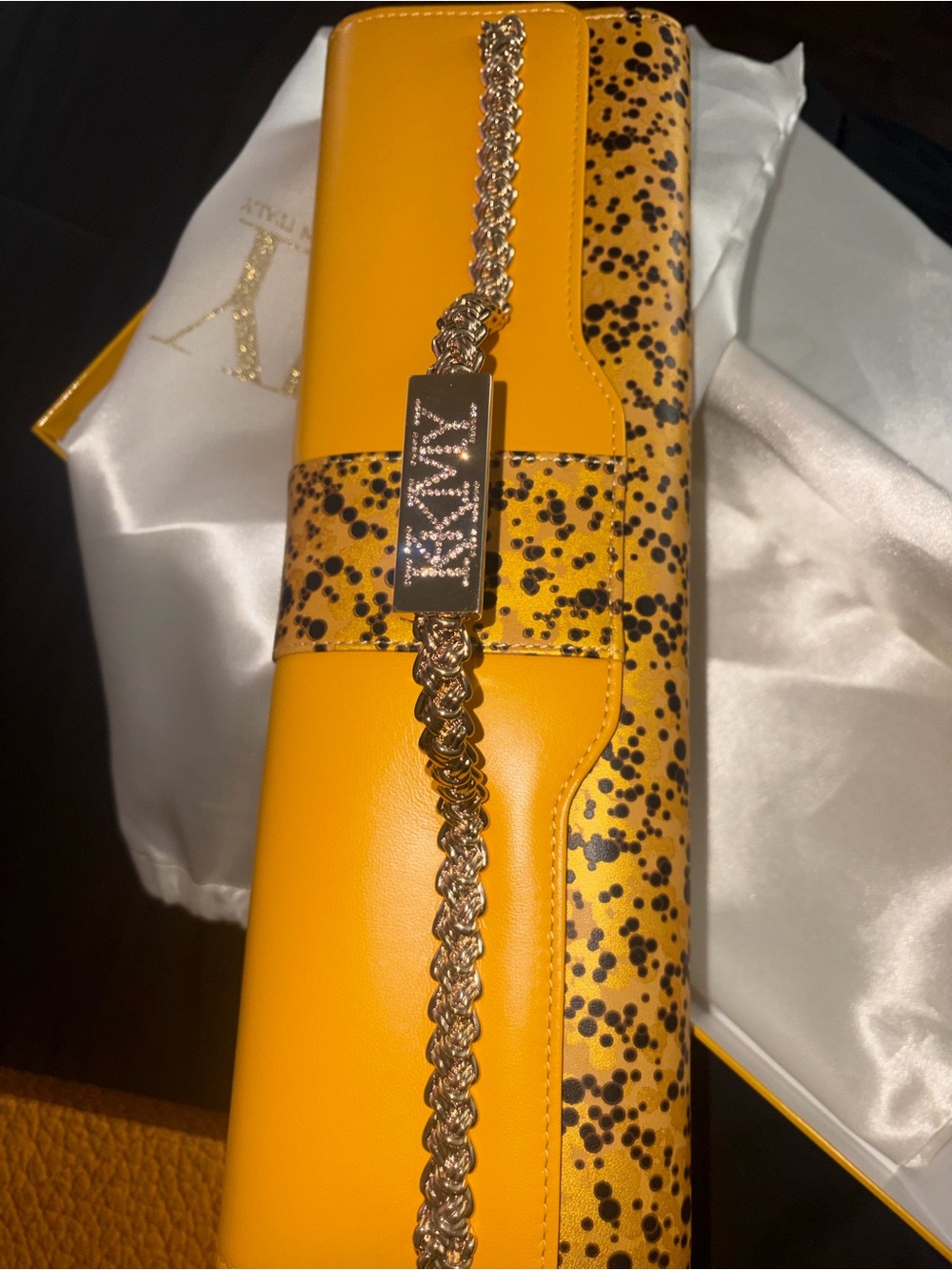 Authentic Niche Luxury KHKMY CLUTCHES